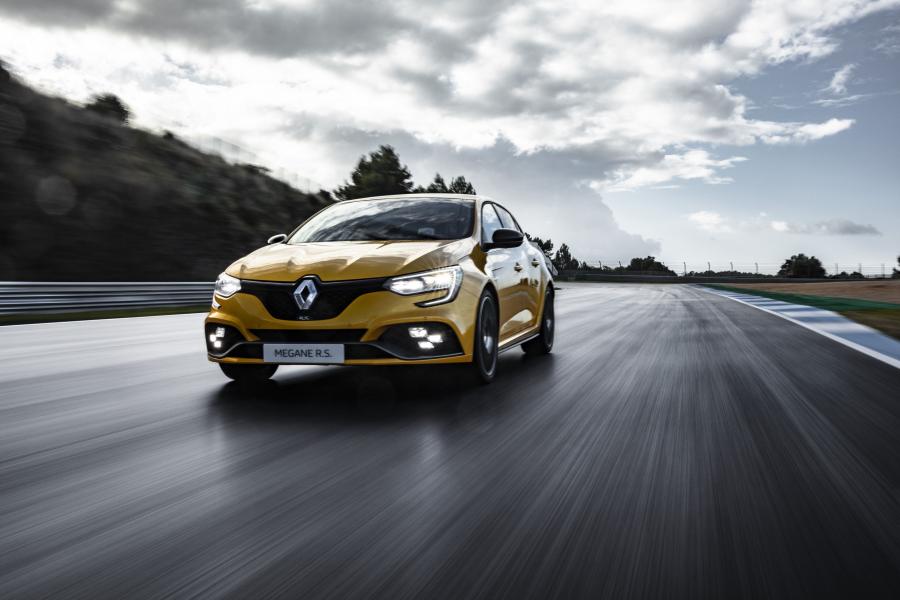  Renault Megane R.S. Trophy 2018 года  (WW) (фото 46 из 65)